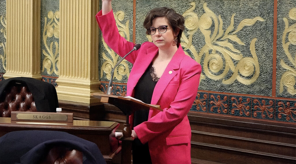 laurie pohutsky at podium in michigan house chambers